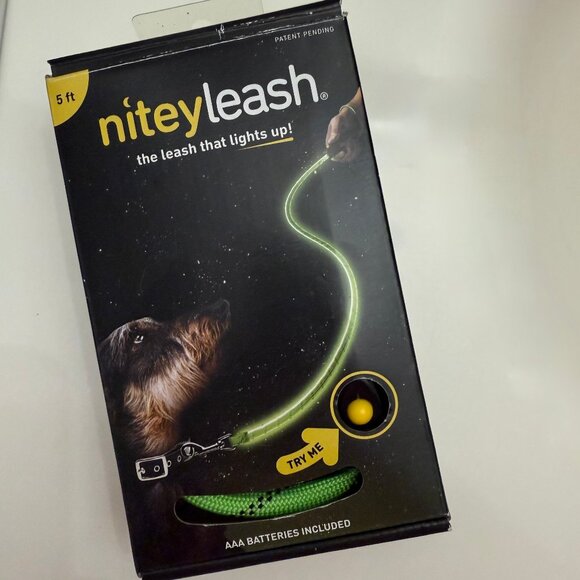 NWOT Nitey Leash LED Glow in The Dark Dog Leash Green - Picture 3 of 5